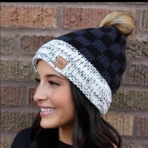 Panache Women's Buffalo Plaid Knit Hat Cap Crown Tag Fleece Lined Pom Navy/Black